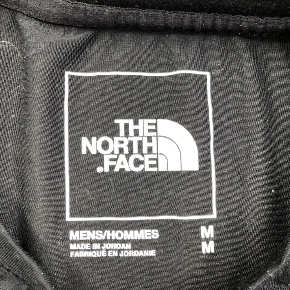 The North Face Shirt Mens Medium Black Solid Logo Tagless Tee Outdoor Casual - Picture 5 of 9